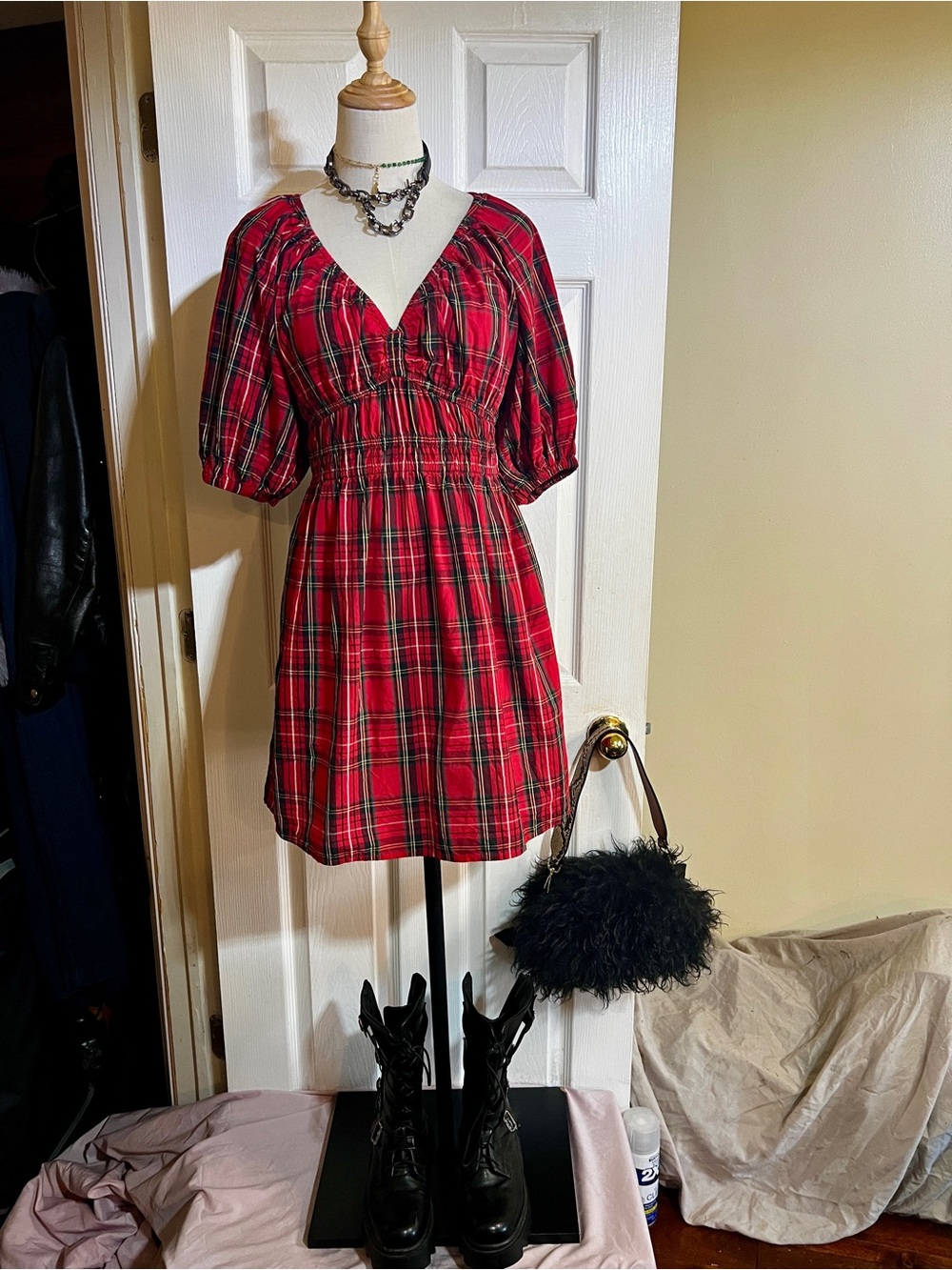 Old Navy Wms Tartan Plaid Defined Waist V Neck Pleated Preppy Mini Dress Red XS